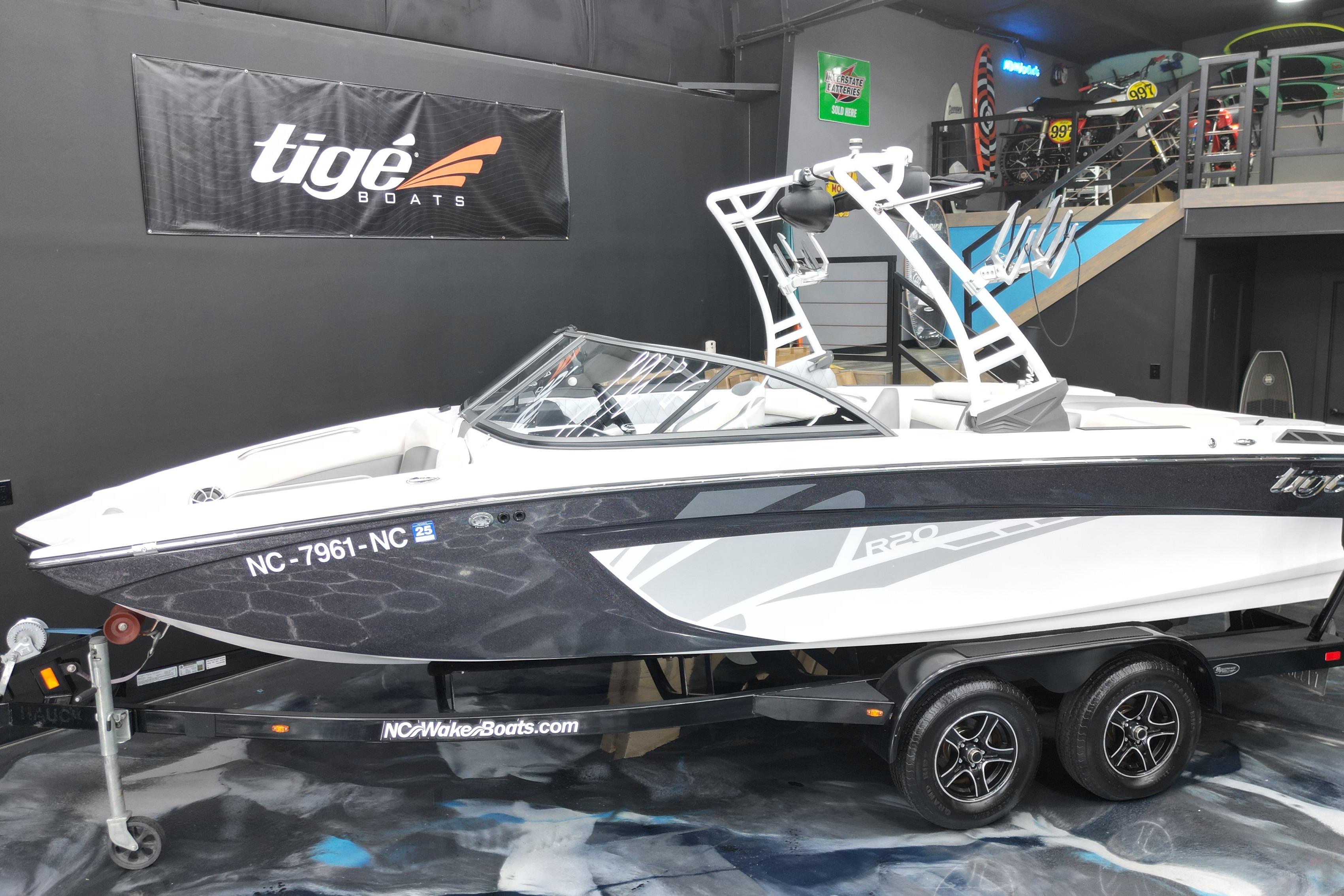 2016 Tigé R20