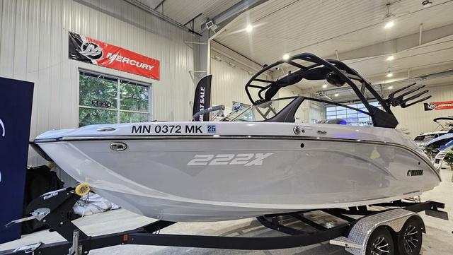 2023 Yamaha Boats 222 XD