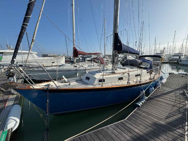 Victoria 34