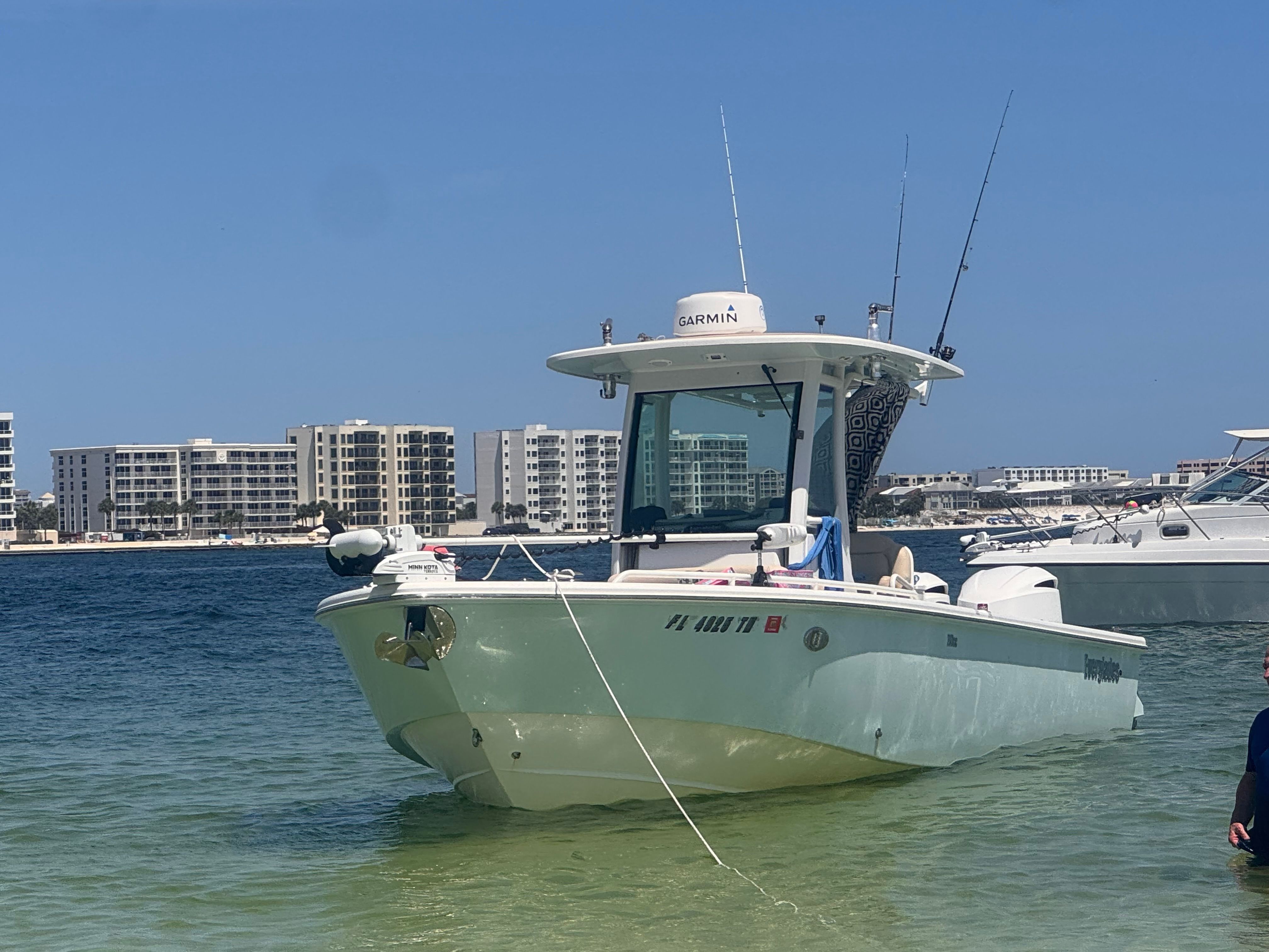 2018 Everglades 273 Center Console