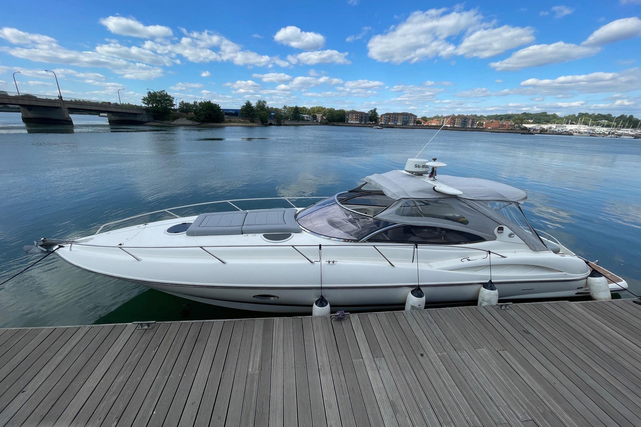 2000 Sunseeker Superhawk 40
