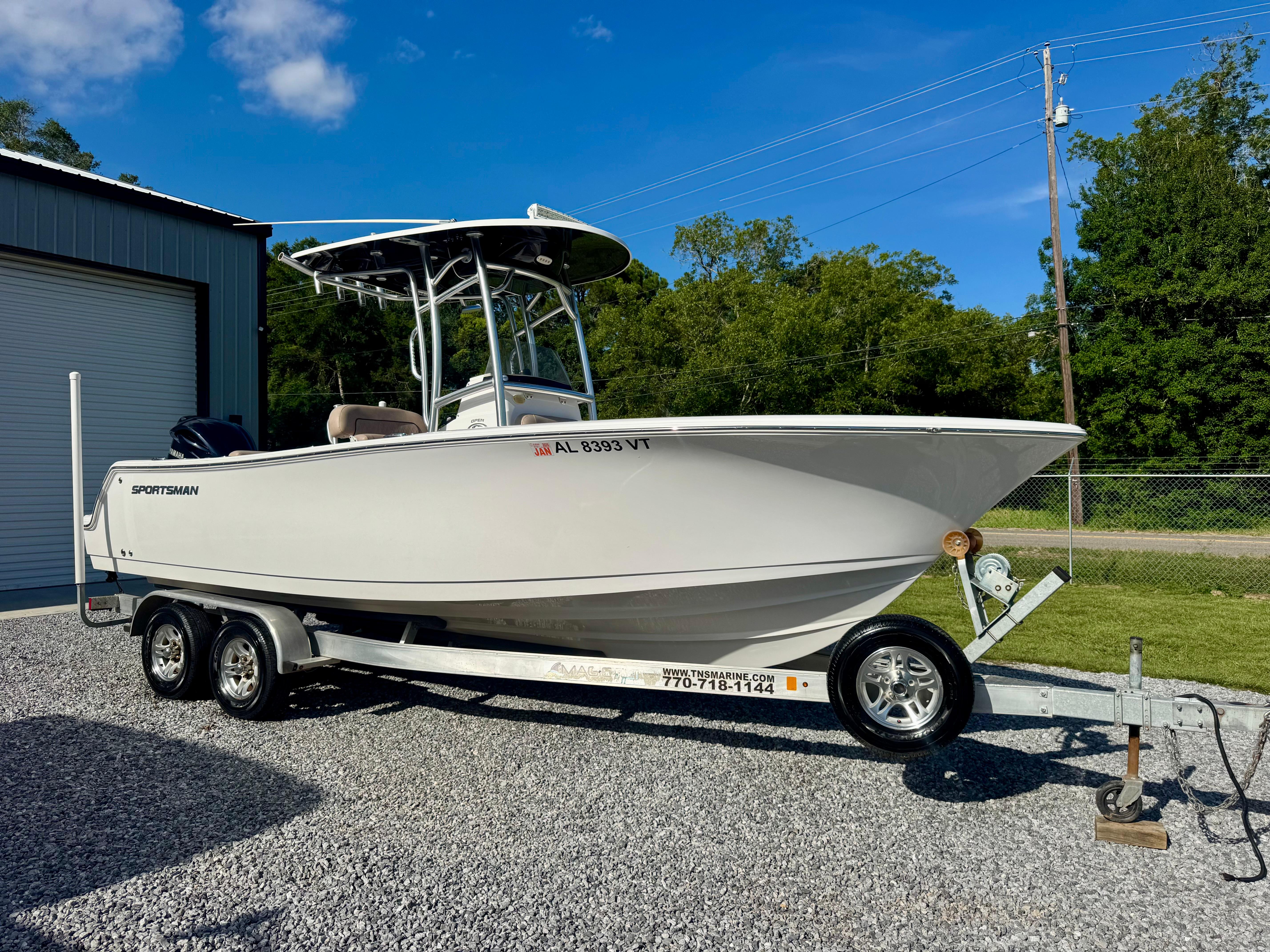2020 Sportsman Open 232 Center Console