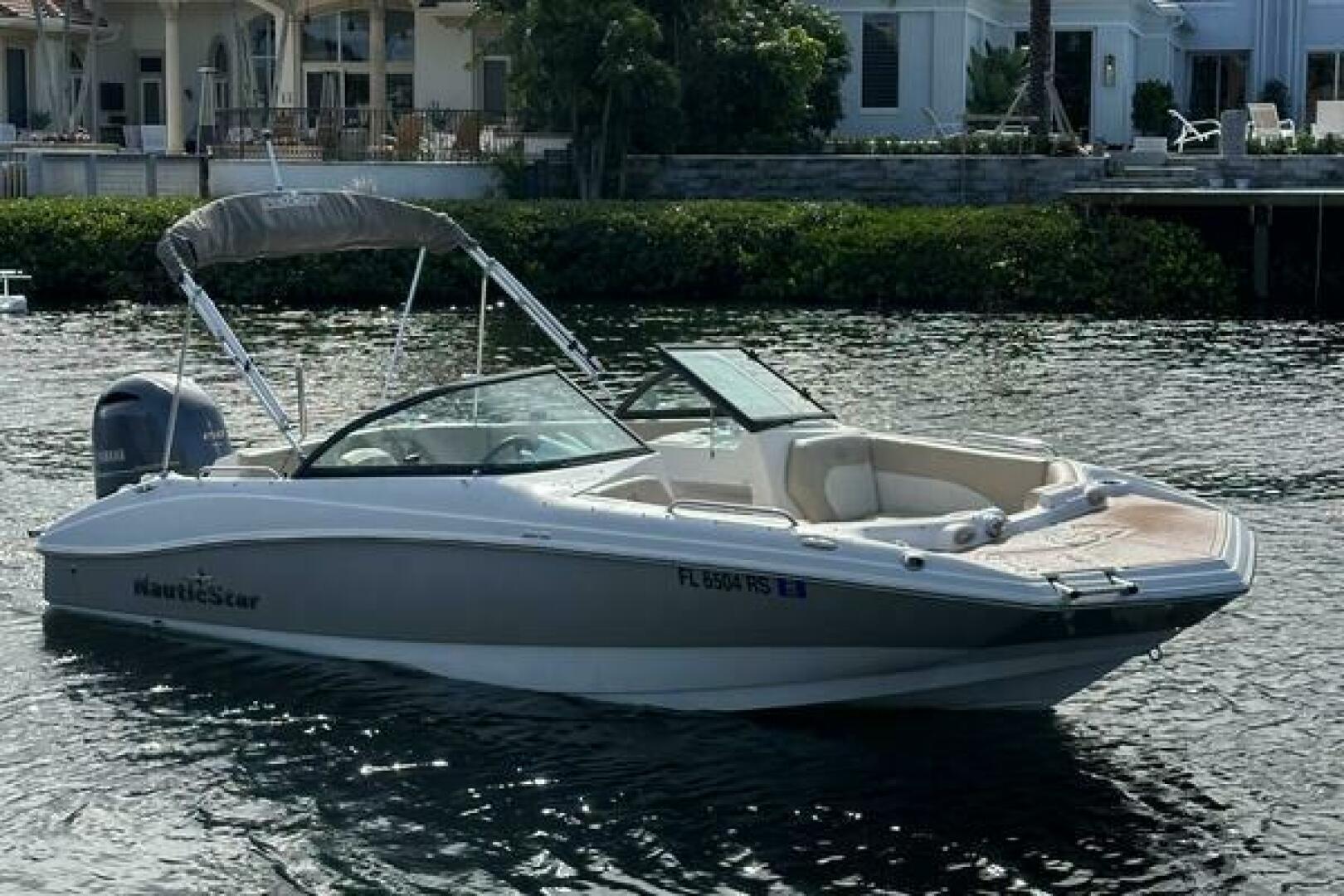 2018 NauticStar 203 DC