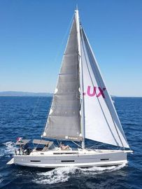 2021 Dufour 530