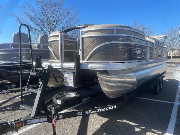 2025 Sun Tracker SportFish 22 DLX