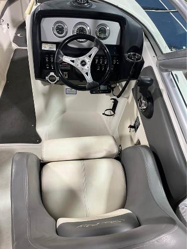 2011 Sea Ray 300 Sundeck