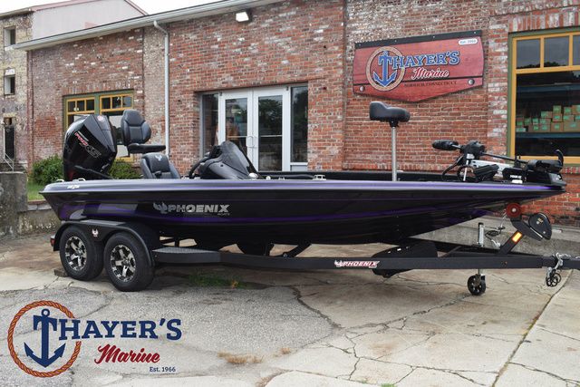 2025 Phoenix Bass Boats 819 ZXL