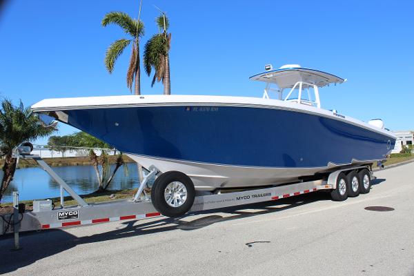 2018 Fountain 38 CC