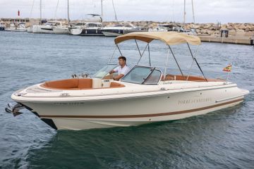 2012 Chris-Craft Launch 25