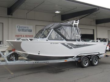 2025 Hewescraft 210 Sea Runner ET
