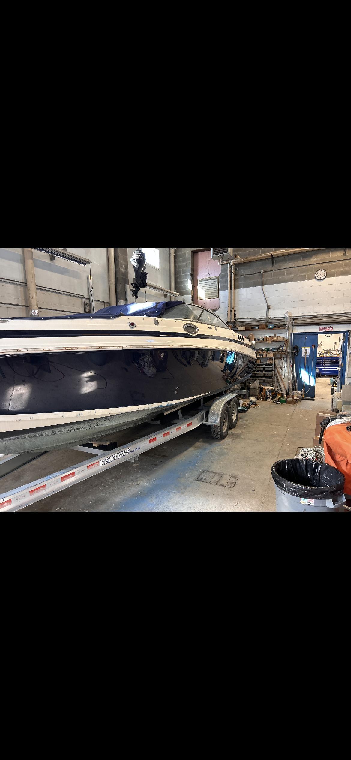 2011 Larson LXI288