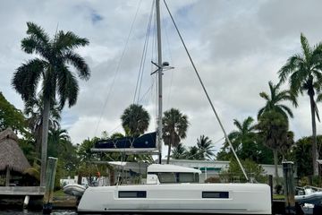 2021 Lagoon 40