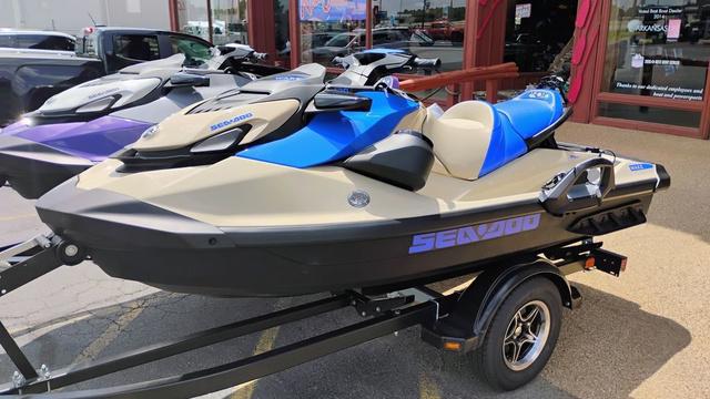 2025 Sea-Doo Wake™ 170 BRP Premium Audio, iDF, iBR