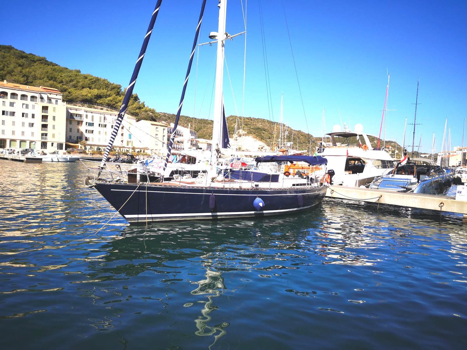 1982 Ferretti Yachts Ferretti 53