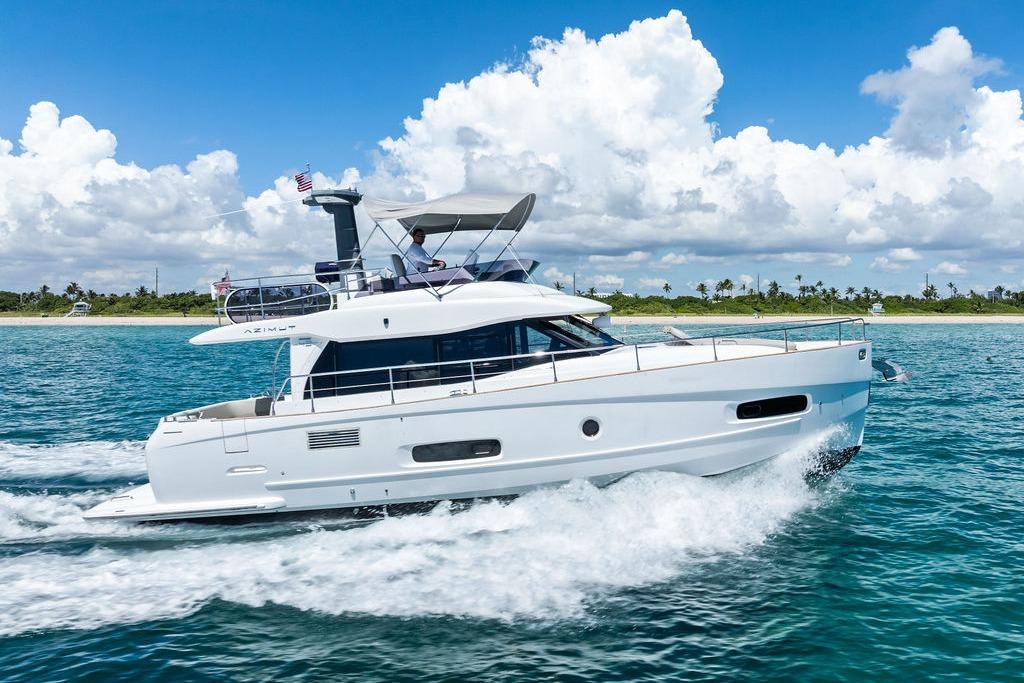 2021 Azimut Magellano 43
