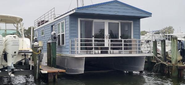 2020 Destination Yachts 16x45 Condo Series