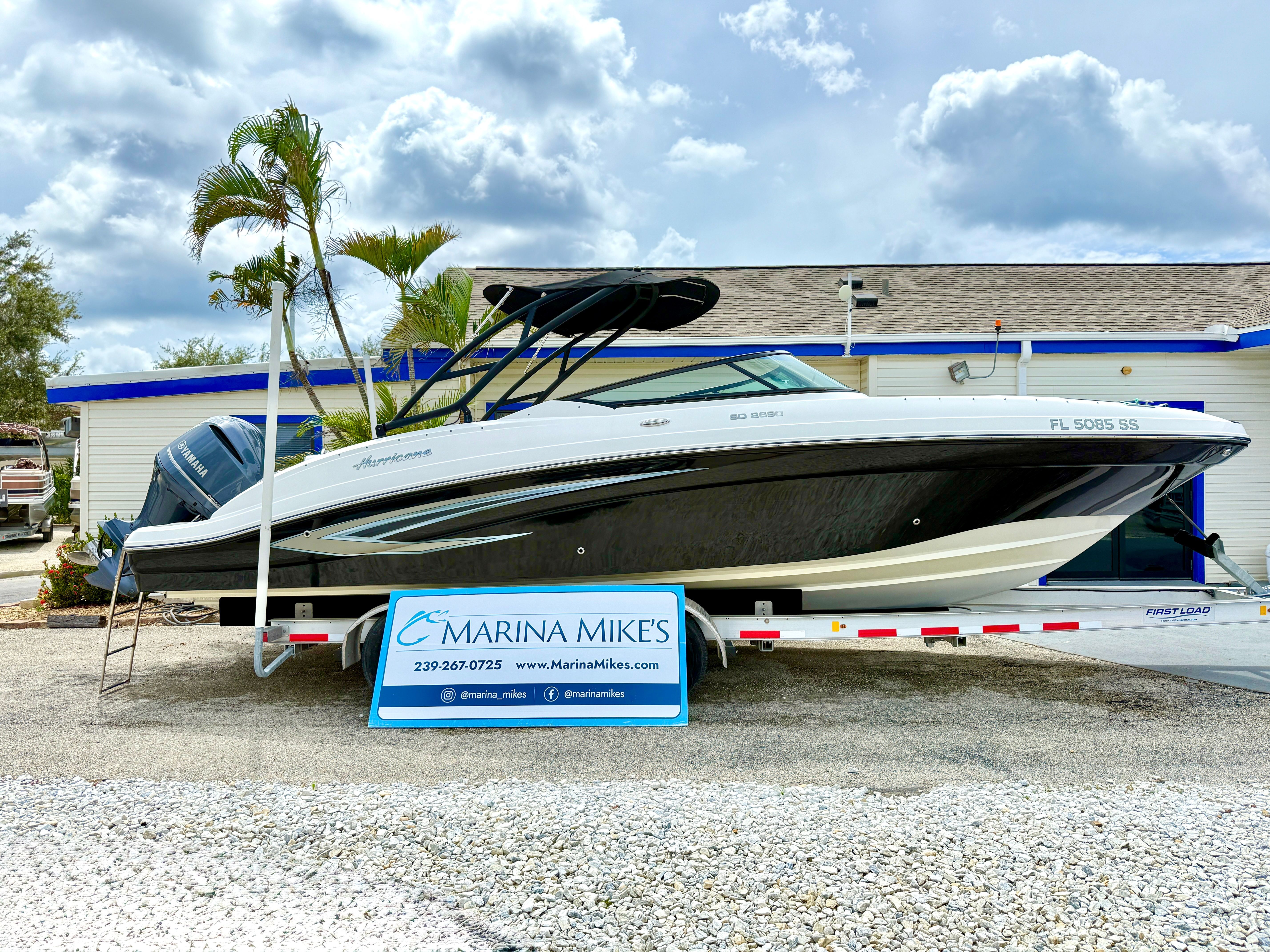 2020 Hurricane SunDeck 2690 OB
