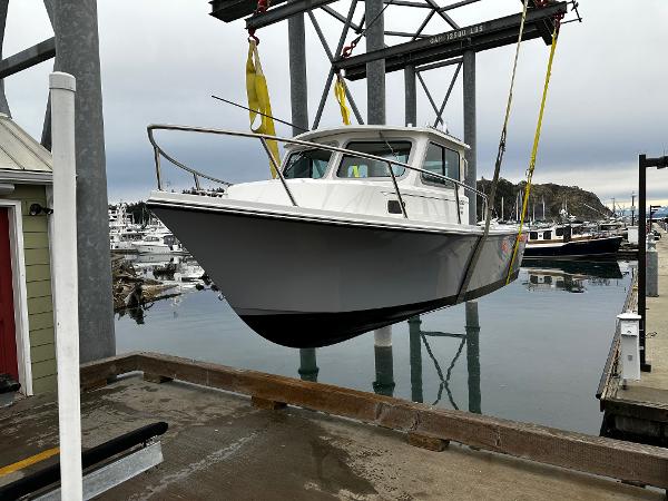 2022 Parker 2120 Sport Cabin