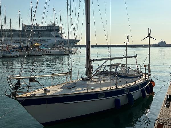1980 Hallberg-Rassy 352