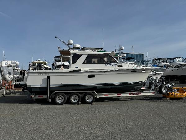 2017 Cutwater C28