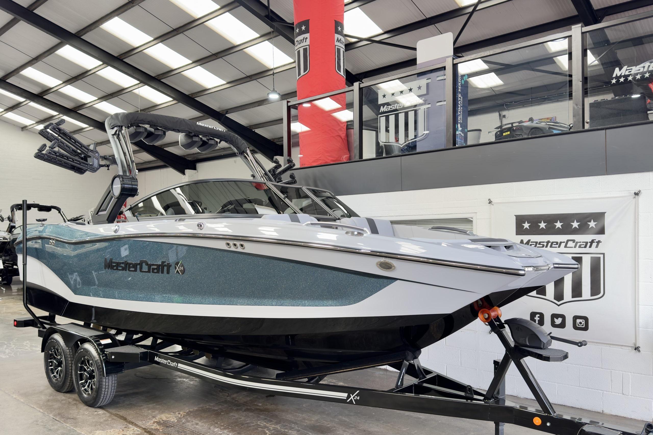 2025 MasterCraft X24