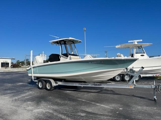 2021 Boston Whaler 250 Dauntless