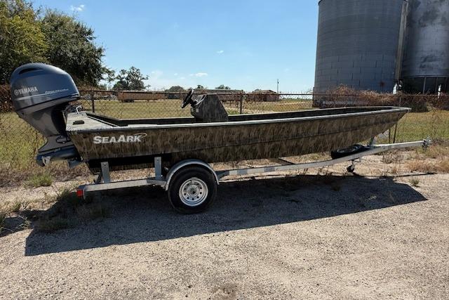 2025 SeaArk 1860 MVJT