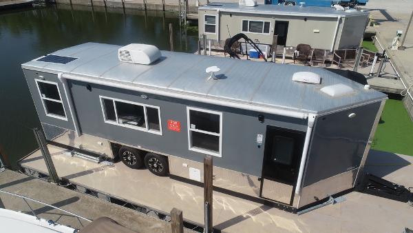 2020 Harbor Home 24'