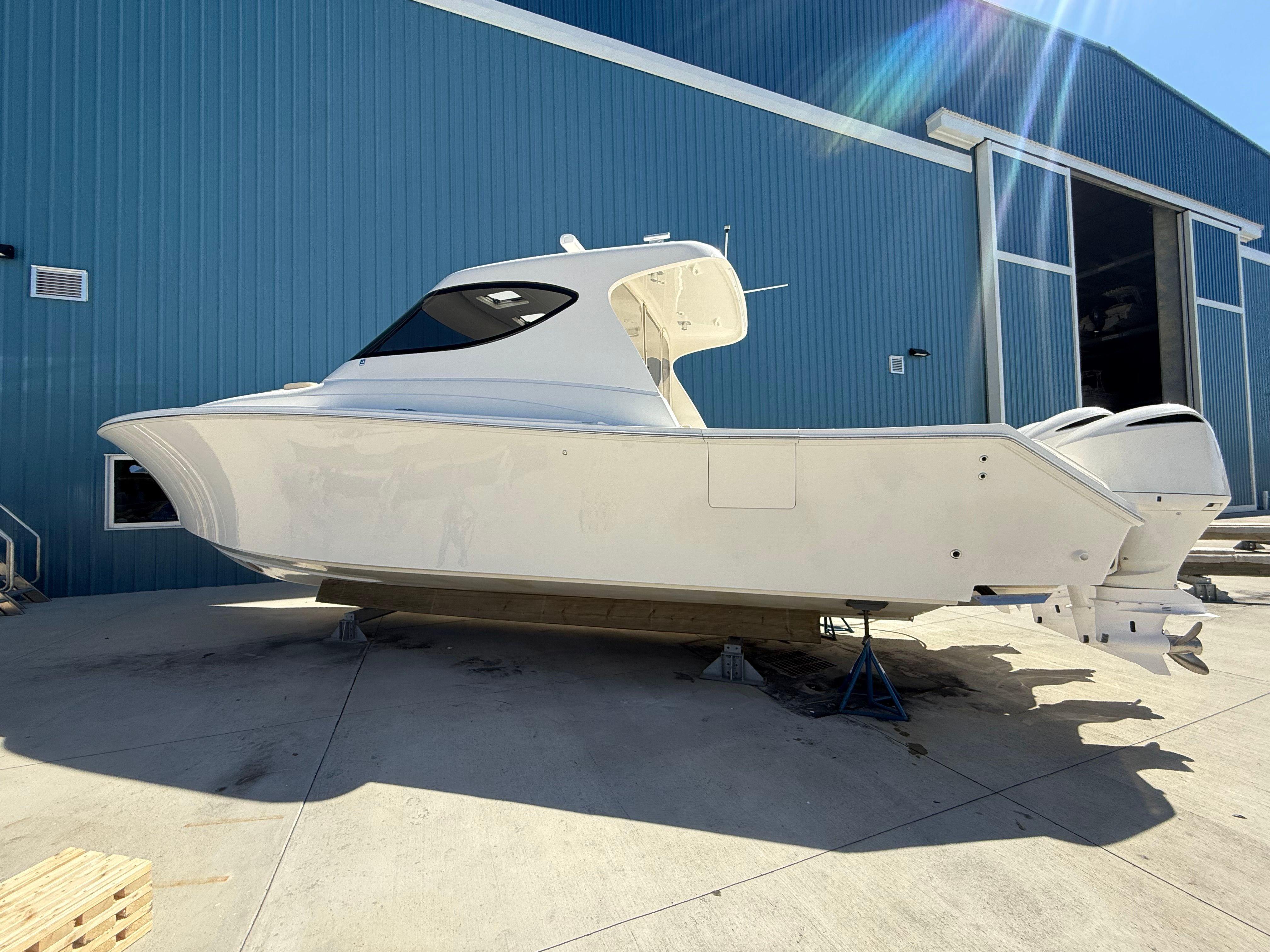 2015 Jupiter 41 SB