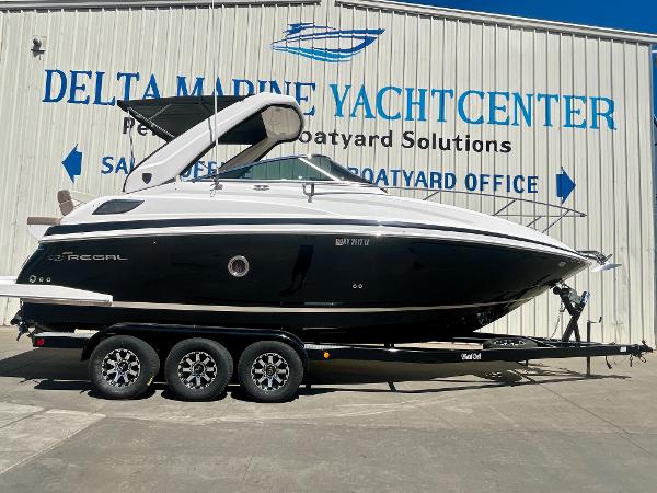 Regal 28 Express 2017 Regal 28 Express boat on trailer at Delta Marine Yacht Center.