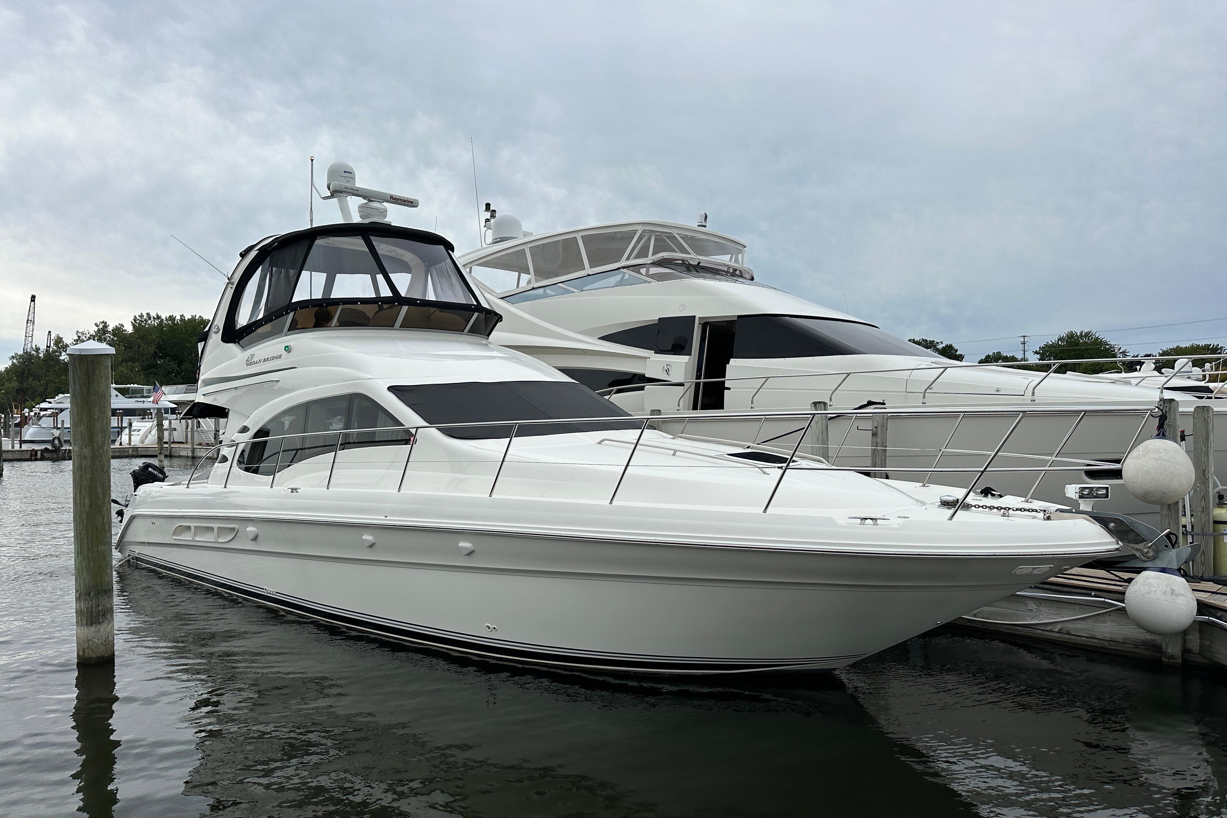 2004 Sea Ray 420 Sedan Bridge