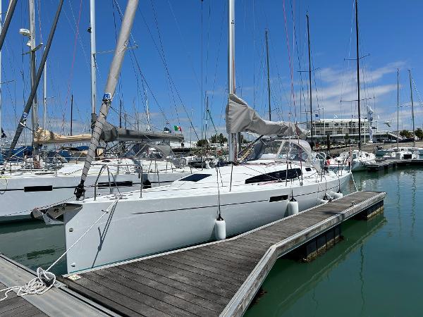 J Boats J/112E