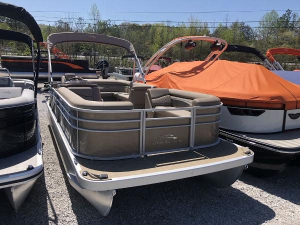 2023 Bennington 22 SL