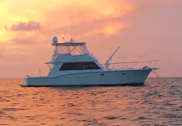 1984 Hatteras 52 Convertible