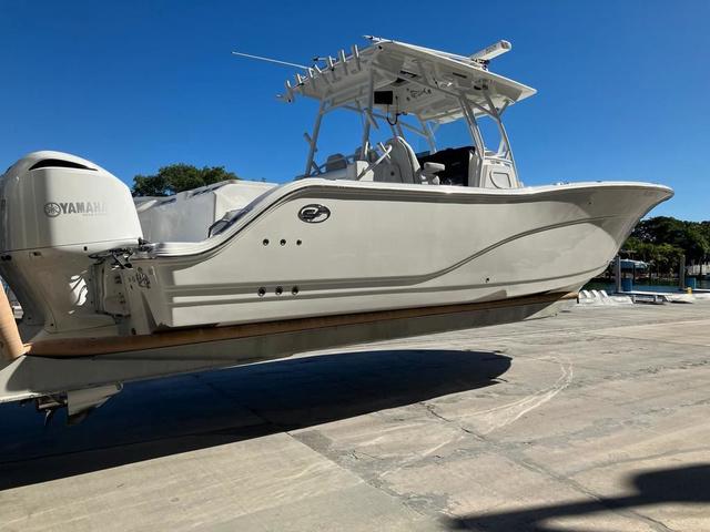 2021 Sea Fox 328 Commander