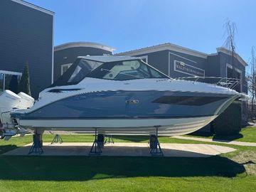2025 Sea Ray Sundancer 320 Coupe