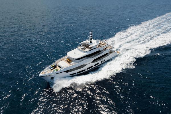 2026 Majesty 120