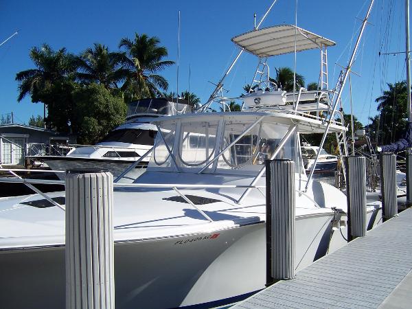 1998 Luhrs Express Sportfish