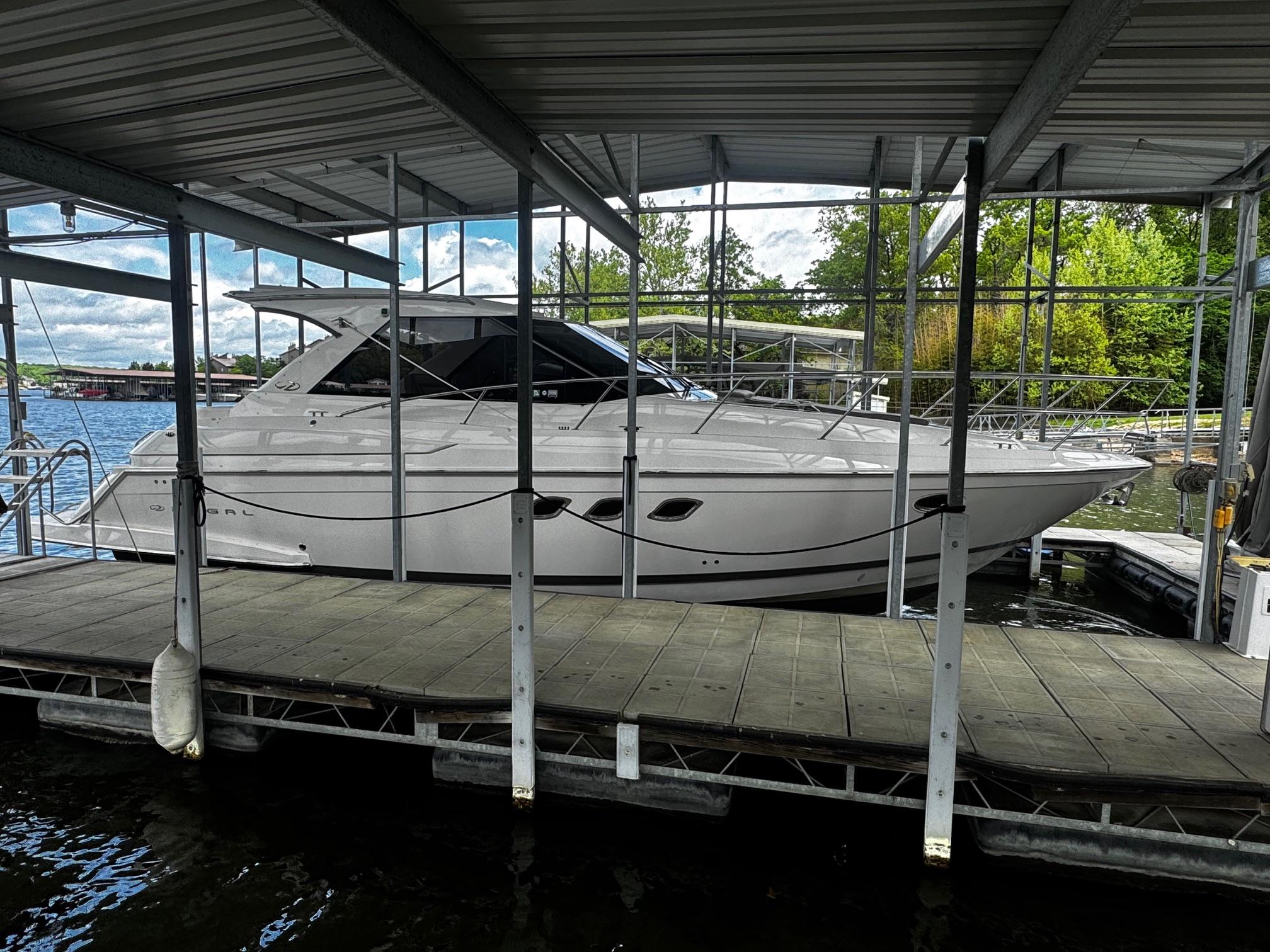 2011 Regal 42' Sports Coupe IPS