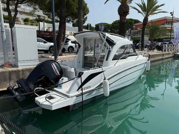 2021 Beneteau Antares 7 OB