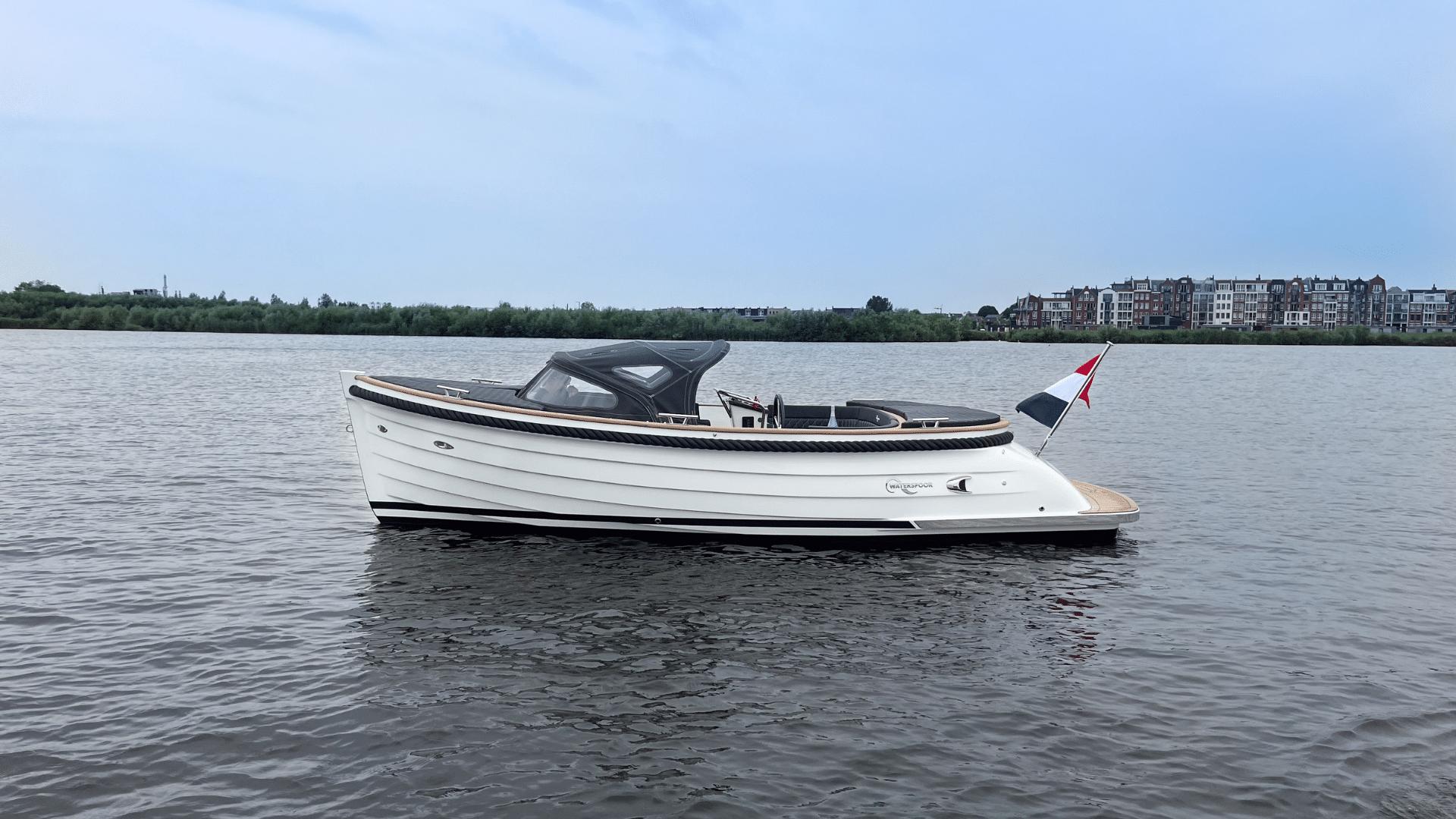 Waterspoor 646 Outboard