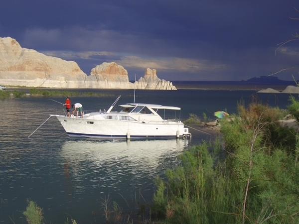 1969 Chris-Craft Express Cruiser