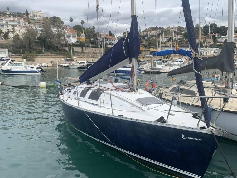 1991 Beneteau First 32.5