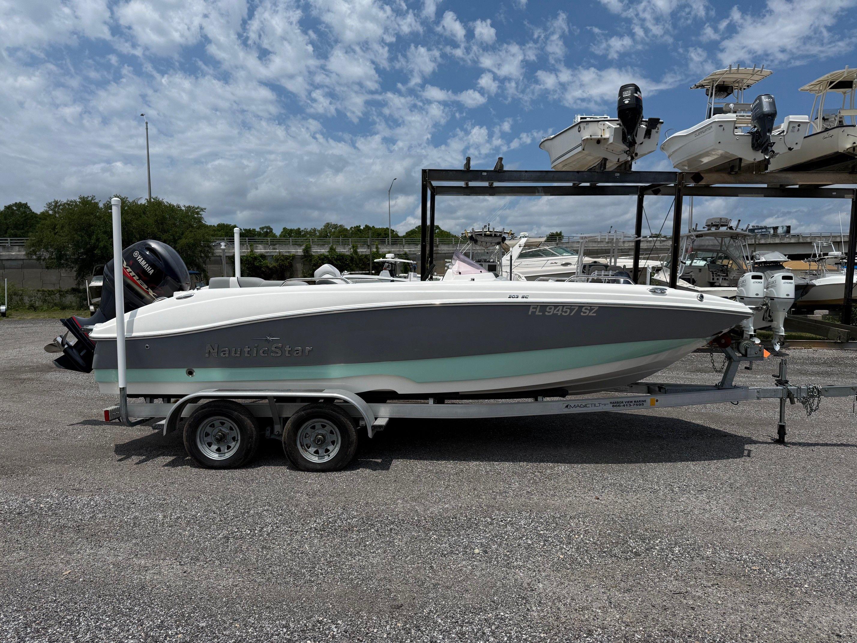 2021 NauticStar 203 SC