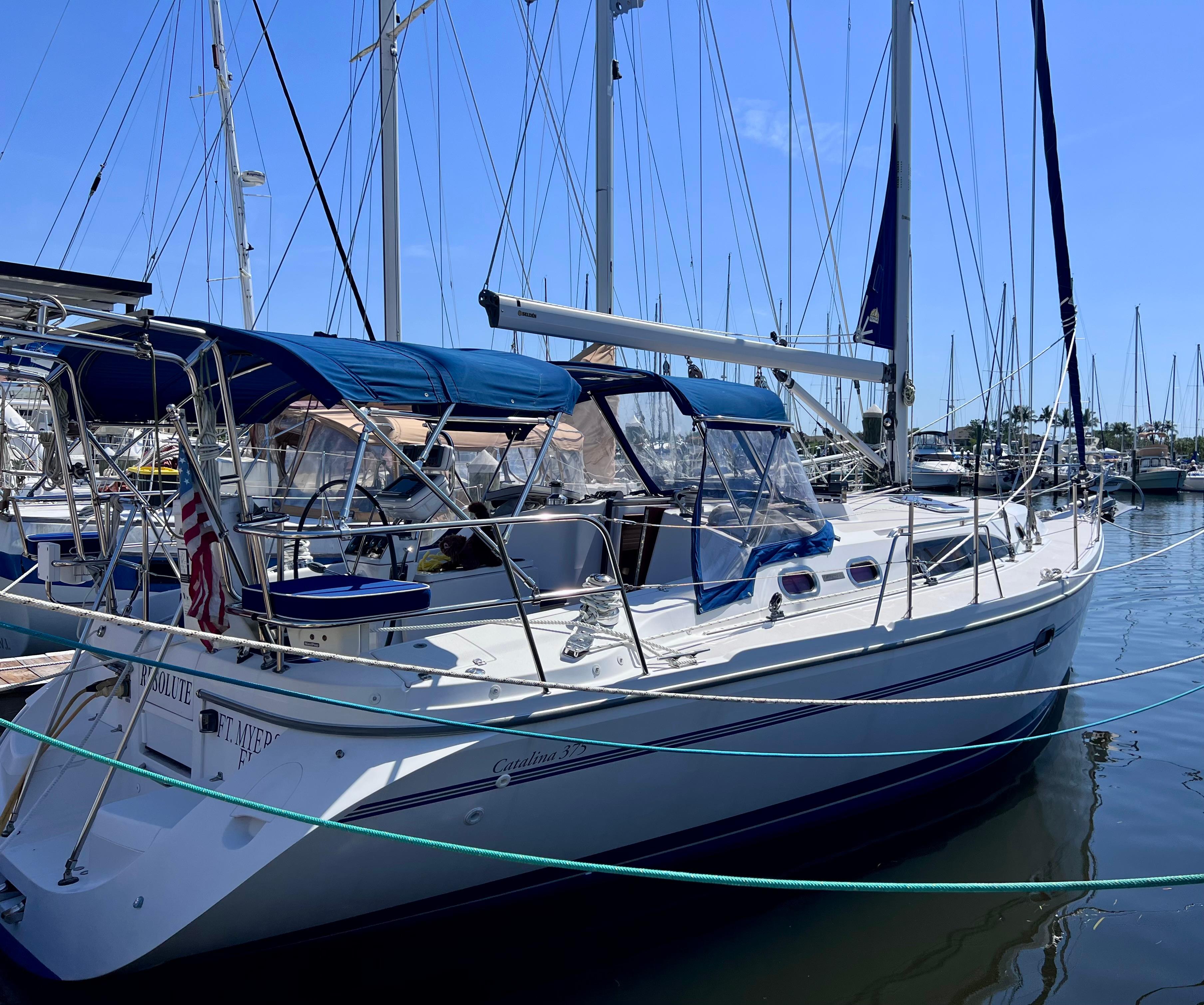 2012 Catalina 375