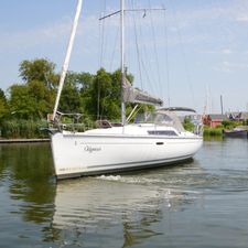 Beneteau Oceanis 37 Beneteau Oceanis 37