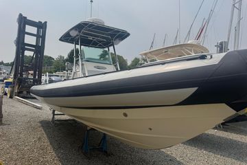 2015 Protector 30 Center Console