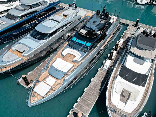 2019 Riva 110' Dolcevita