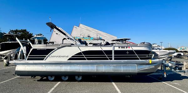 2024 Berkshire 23RFX STS 3.0