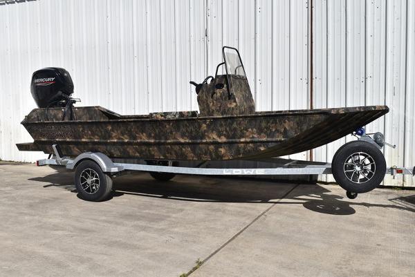 2025 Lowe Roughneck 1760 Pathfinder